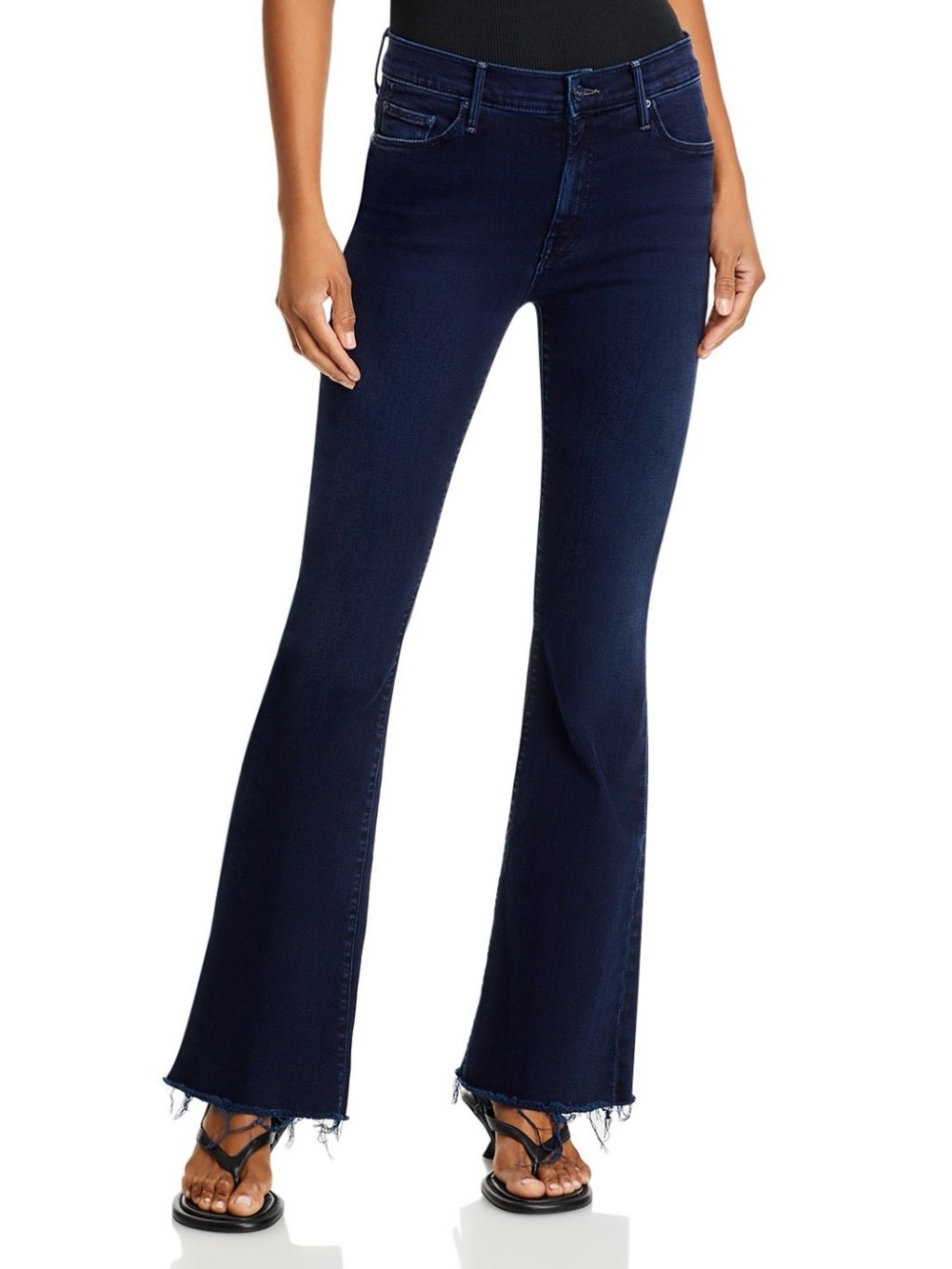 MOTHER
The Weekender Mid Rise Flared Jeans in Chip On My Shoulder, Size 25